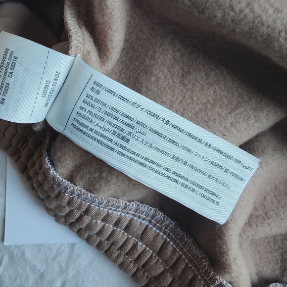 Hollister Social Tourist Shorts - Picture 6 of 6